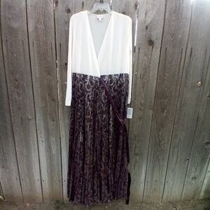 LuLaRoe DeAnne True Wrap Maxi Dress M Cream- Purple Stretchy Top Full Skirt New